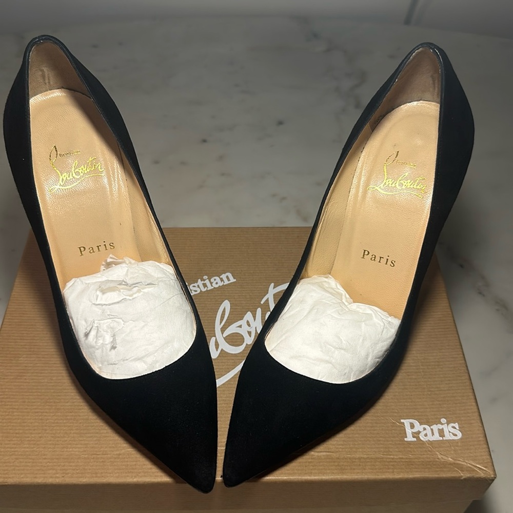 louboutin decollete 554